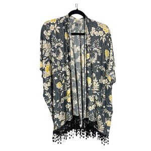URBAN COWGIRL Floral One Size Cover Kimono Shawl